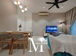 Arcoris Mont Kiara 18# Muji 原木 2Bedroom with Balcony Coner #1-4 Pax